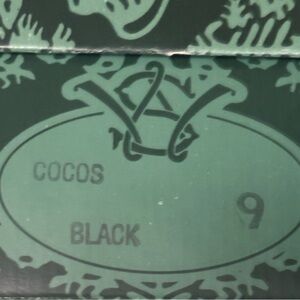 Stubbs & Wootton Black and Gray Design